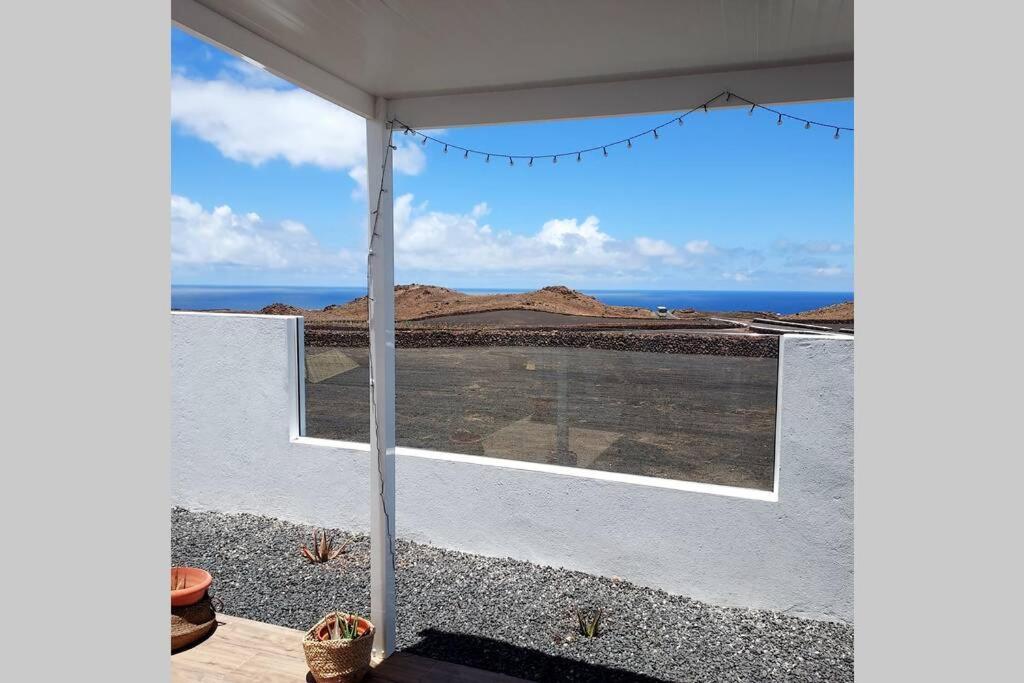 Lanzarote Ocean Loft B Apartment Tinajo Bagian luar foto