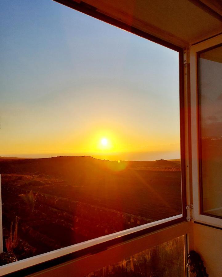 Lanzarote Ocean Loft B Apartment Tinajo Bagian luar foto